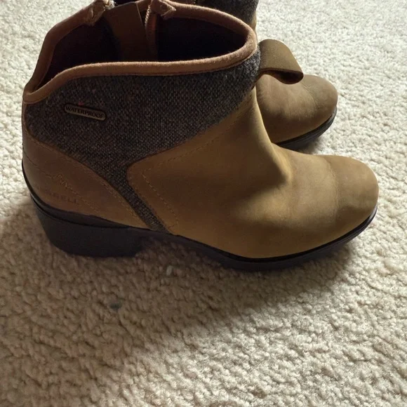 Merrell Brown Ankle Boots - Picture 4 of 9